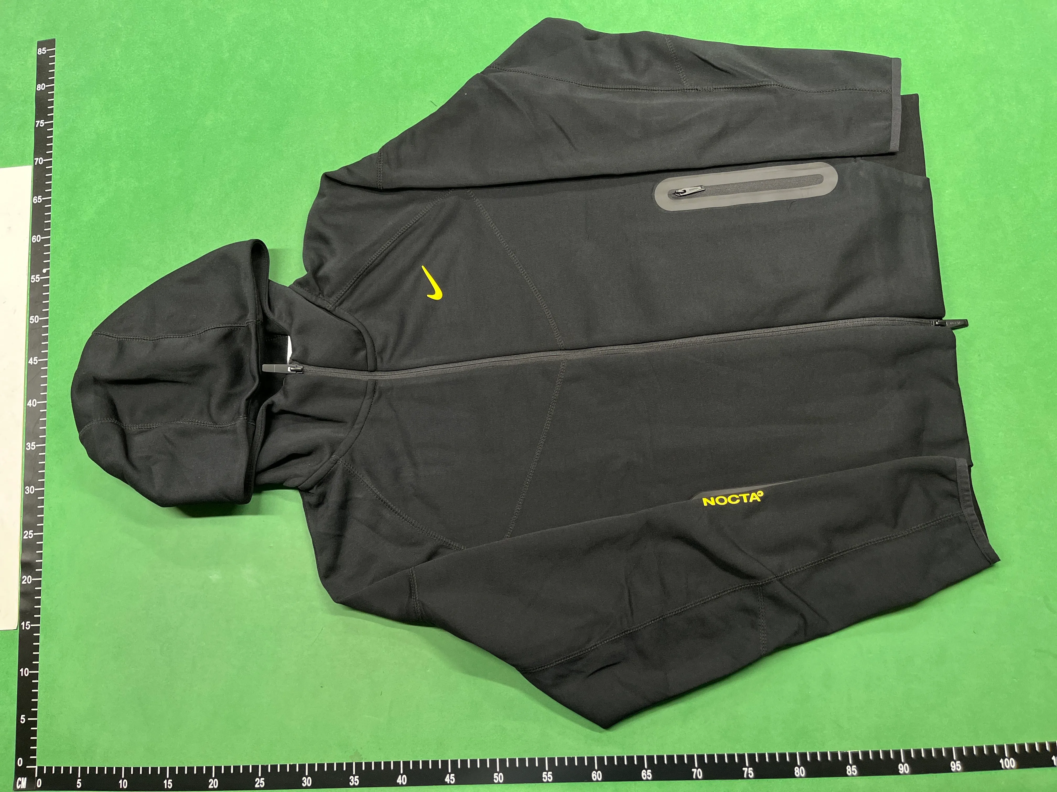 NIKE NOCTA TECH FLECCE – Vorschaubild 2