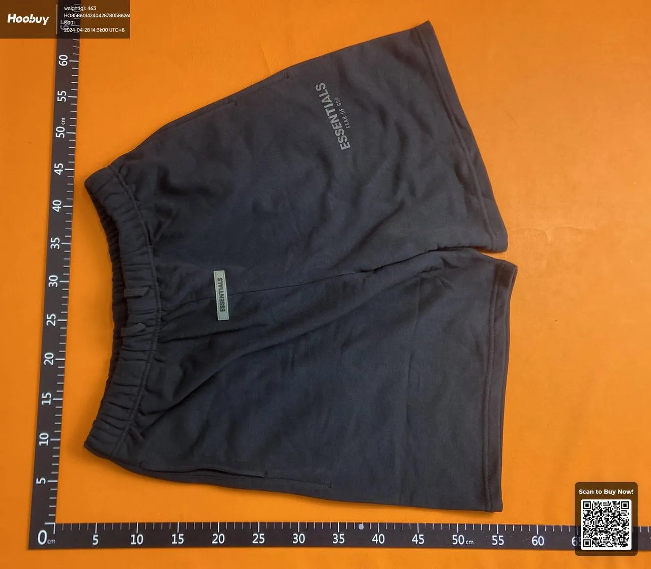 ESSENTIALS SHORTS – Vorschaubild 2