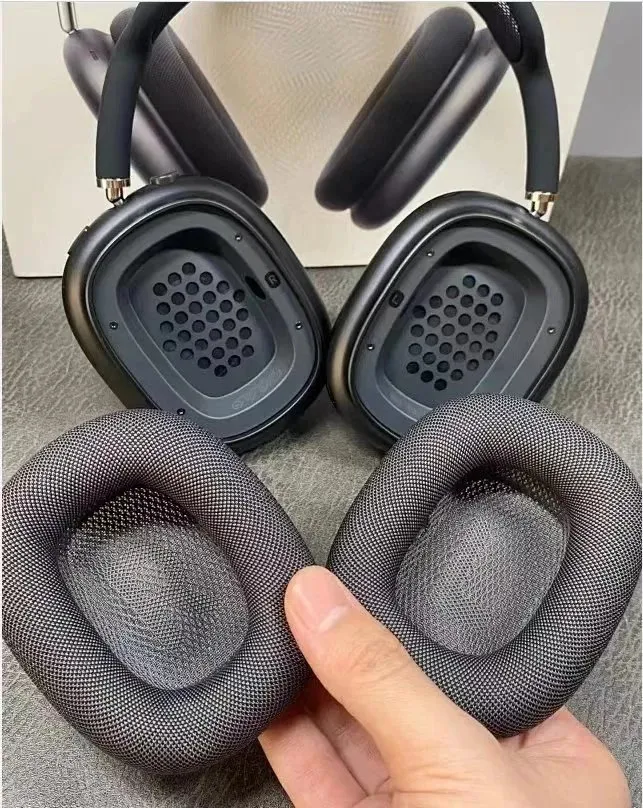 Airpods Max Black with noise cancellation – Vorschaubild 2