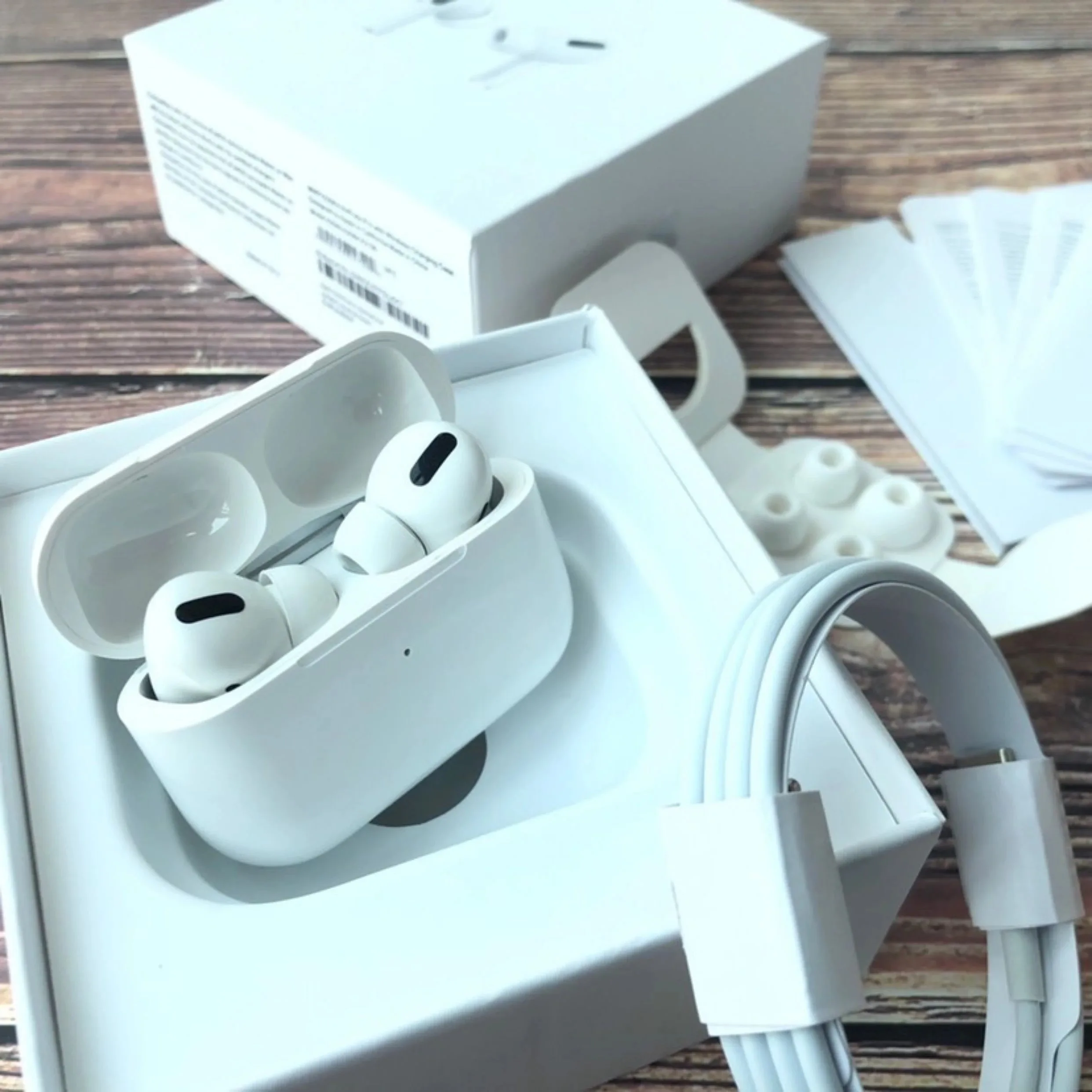 AirPods Pro – Bild 1