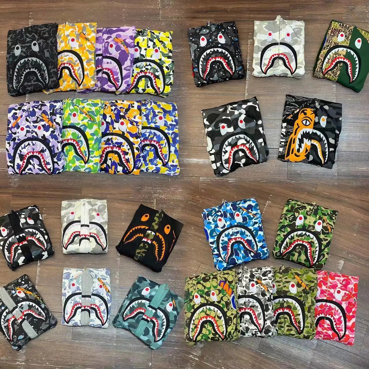 Bape-Style Shark Full-Zip Hoodie – Bild 1